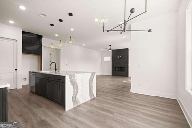 The Emery Contemporary offers luxury, flexibility, and - photo 11