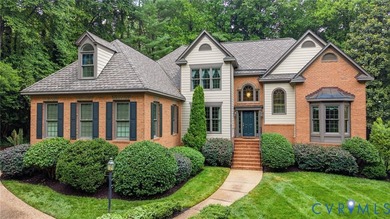 Tucked in one of Chesterfield's most desirable communities, this - photo 2