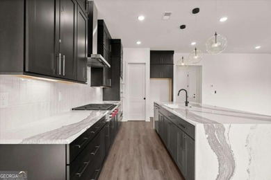 The Emery Contemporary offers luxury, flexibility, and - photo 13