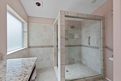 Welcome to this spacious and versatile 2,500 sqft home tucked - photo 17
