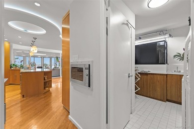 Experience the epitome of waterfront living at 1010 Seawane - photo 21