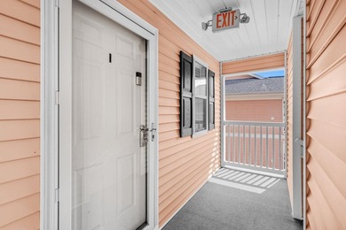 Welcome to Waterway Village! This beautifully updated 2-bedroom - photo 2