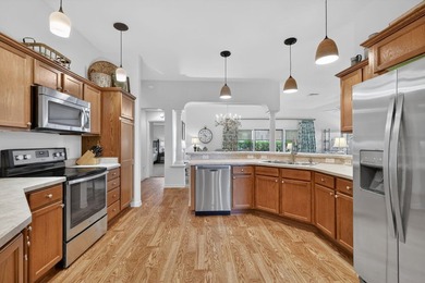 This beautifully maintained Sunflower (Mockingbird F) model - photo 24