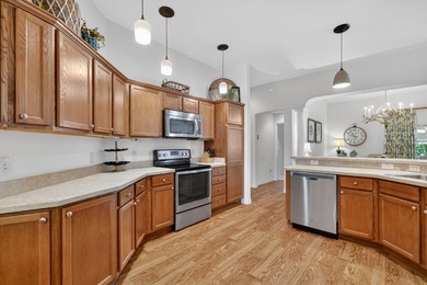 This beautifully maintained Sunflower (Mockingbird F) model - photo 25
