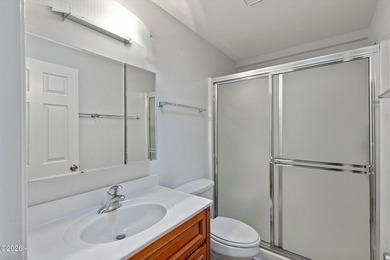 Welcome to this spacious and versatile 2,500 sqft home tucked - photo 26