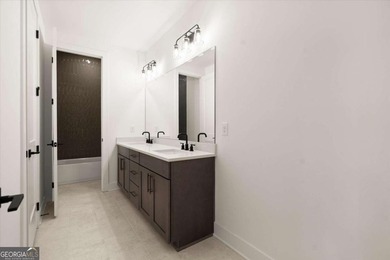 The Emery Contemporary offers luxury, flexibility, and - photo 27