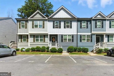 Lake Townhome/Townhouse For Sale in Decatur, Georgia