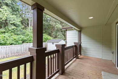 Welcome to this spacious and versatile 2,500 sqft home tucked - photo 34