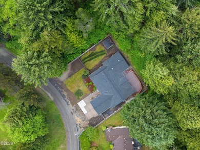 Welcome to this spacious and versatile 2,500 sqft home tucked - photo 43