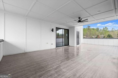 The Emery Contemporary offers luxury, flexibility, and - photo 44