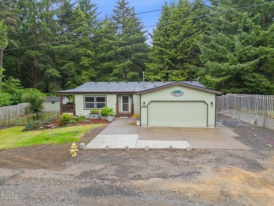 Welcome to this spacious and versatile 2,500 sqft home tucked - photo 47