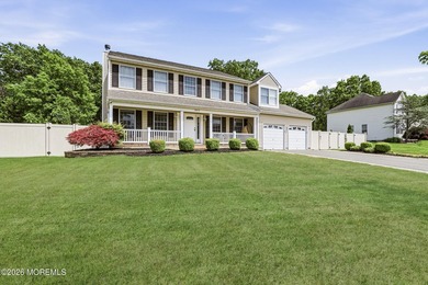 Welcome home to this spacious and beautifully maintained Center - photo 3