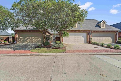 Lake Home For Sale in Gonzales, Louisiana