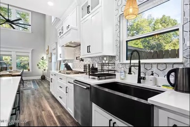 Extra, Extra Fabulous! This stunning 5-bedroom, 3-bath home is - photo 13