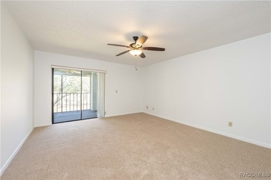 One or more photo(s) has been virtually staged. Beautiful luxury - photo 14
