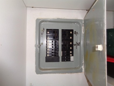 55+. No rentals. Deep price reduction for a speedy sale. Great - photo 15