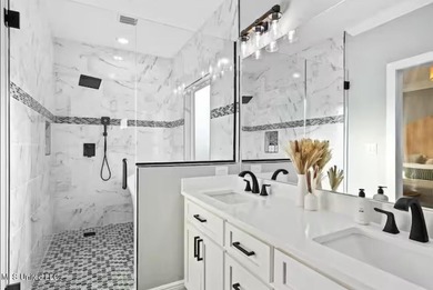 Extra, Extra Fabulous! This stunning 5-bedroom, 3-bath home is - photo 16