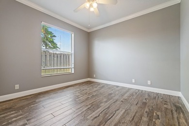 Welcome to this charming 3 bedroom, 2 bath, CBS, POOL home - photo 18