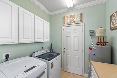 Welcome to this charming 3 bedroom, 2 bath, CBS, POOL home - photo 20