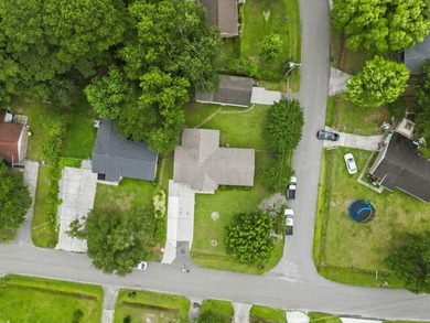 Welcome home to this beautifully updated 3-bedroom, 2-bath brick - photo 2