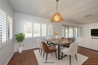 One or more photo(s) has been virtually staged. Beautiful luxury - photo 36