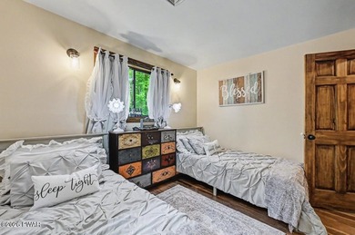 TURN KEY OFFERED FULLY FURNISHEDpletely updated 5-bedroom - photo 52