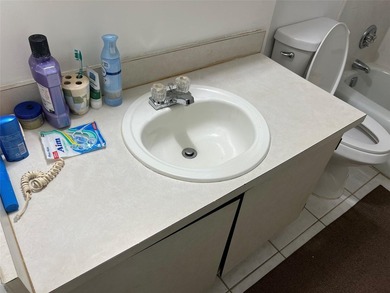 NICE SPACIOUS 2 BEDROOM, 2 BATHROOM CONDO IN NORTH MARGATE - photo 14