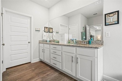 Move-in ready and priced to sell! This beautiful Hawthorne Plan - photo 18