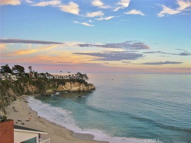 Oceanfront bluff top home in South Laguna's desirable Three Arch - photo 18