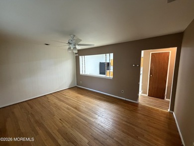 Welcome to Cedar Glen Homes! 55 and older community - photo 9