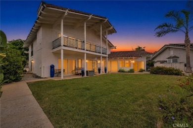 Extraordinary waterfront estate located on Canyon Lake's highly - photo 2