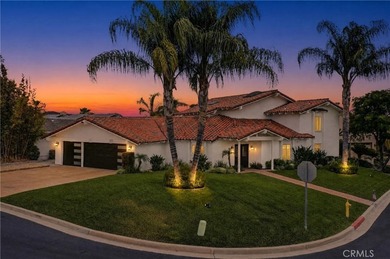 Extraordinary waterfront estate located on Canyon Lake's highly - photo 3