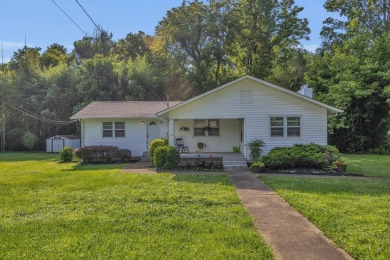 Chickamauga Lake Home For Sale in Soddy Daisy Tennessee