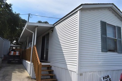 Most affordable beach get-a-way east of 17 with 2 bedrooms - photo 1