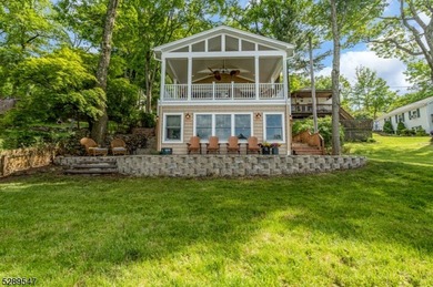 Stylish lakefront. Spectacular lake view from the covered porch S - photo 2