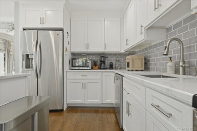 Set into this charming 4 Bedroom Split level on quiet cul de sac - photo 18