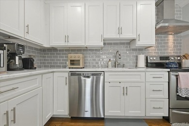 Set into this charming 4 Bedroom Split level on quiet cul de sac - photo 19