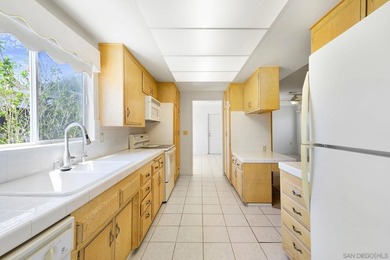Rare opportunity in the highly desirable Seven Oaks 55+ - photo 9