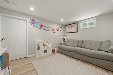 Set into this charming 4 Bedroom Split level on quiet cul de sac - photo 27