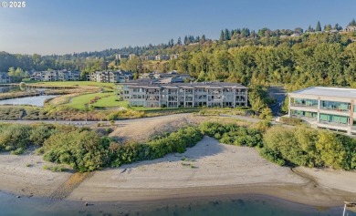 Lake Condo For Sale in Vancouver, Washington