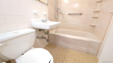 Step into this bright, southern-facing 1 bedroom retreat on the - photo 14