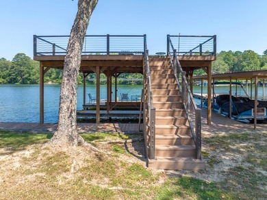 This exceptional lakefront property on the highly sought-after - photo 6