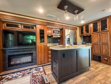 Whether you're looking for a weekend getaway, a fully equipped - photo 17