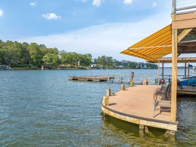This exceptional lakefront property on the highly sought-after - photo 10