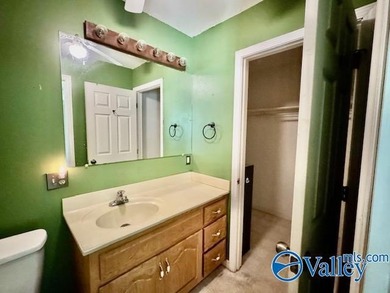 Nice, private, 3 bedroom, 2 bath home located minutes from Weiss - photo 20