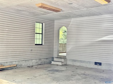 Nice, private, 3 bedroom, 2 bath home located minutes from Weiss - photo 36