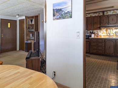 Seller credit available! Well-maintained double-wide on an