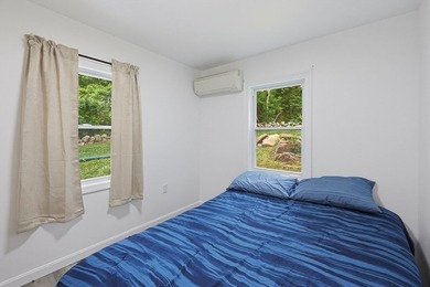 Welcome to this beautifully remodeled 2-bedroom, 1-bath - photo 13