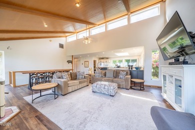 Enjoy magnificent ocean views overlooking scenic Boiler Bay from - photo 15