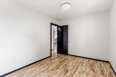 Discover the perfect blend of privacy, versatility, and Columbia - photo 17